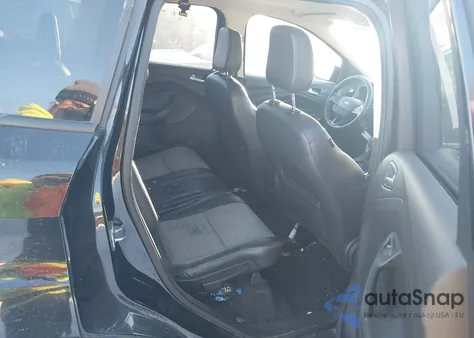 2018 Ford Escape Se из США, поврежденный, VIN 1FMCU9GD4JUB53257